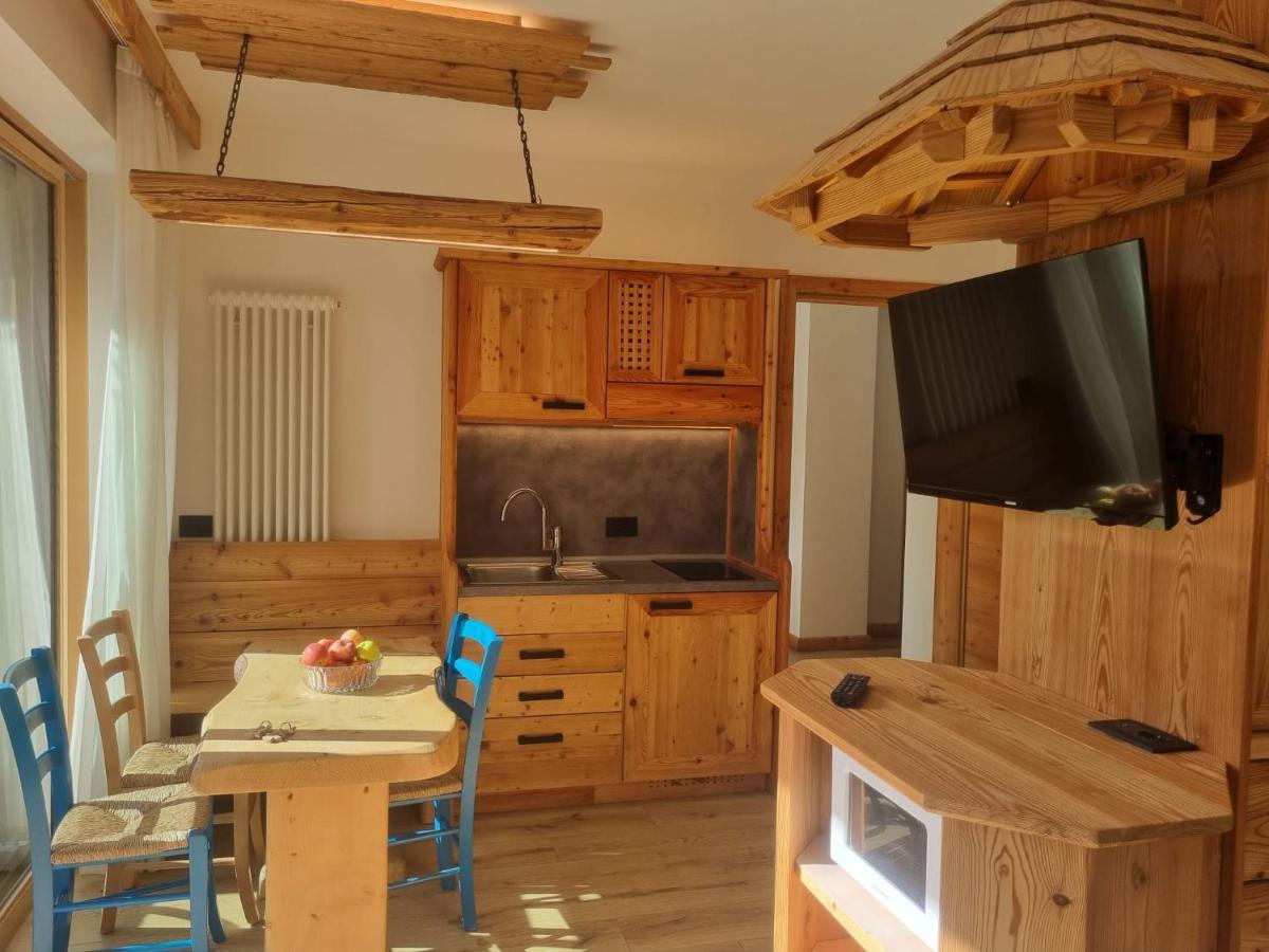 Casa Dorigoni A Molveno Lägenhet Exteriör bild